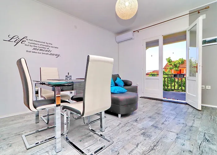 Διαμέρισμα Marjana Prizba